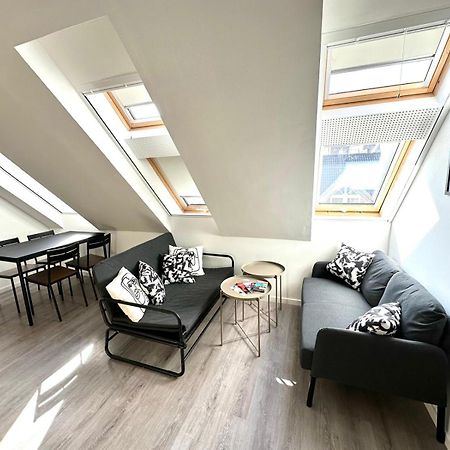 Palace Quarter 2 Peaceful Modern Central Top Floor Apartment บูดาเปสต์ ภายนอก รูปภาพ